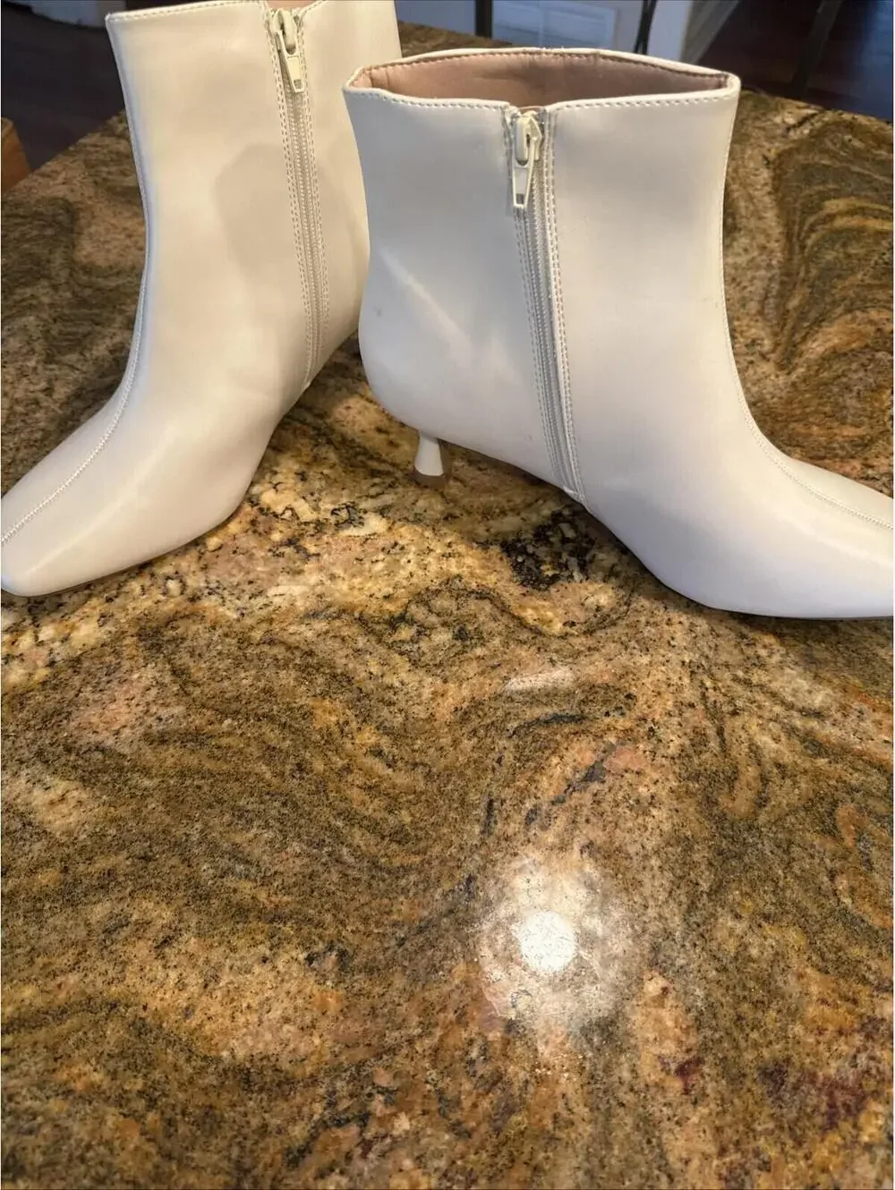 Journee Collection White Booties Size 10 Man Made Material